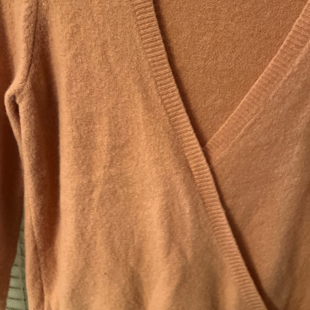 Madewell dusty orange cross front v-neck sweater size Small D1 - Picture 2 of 12